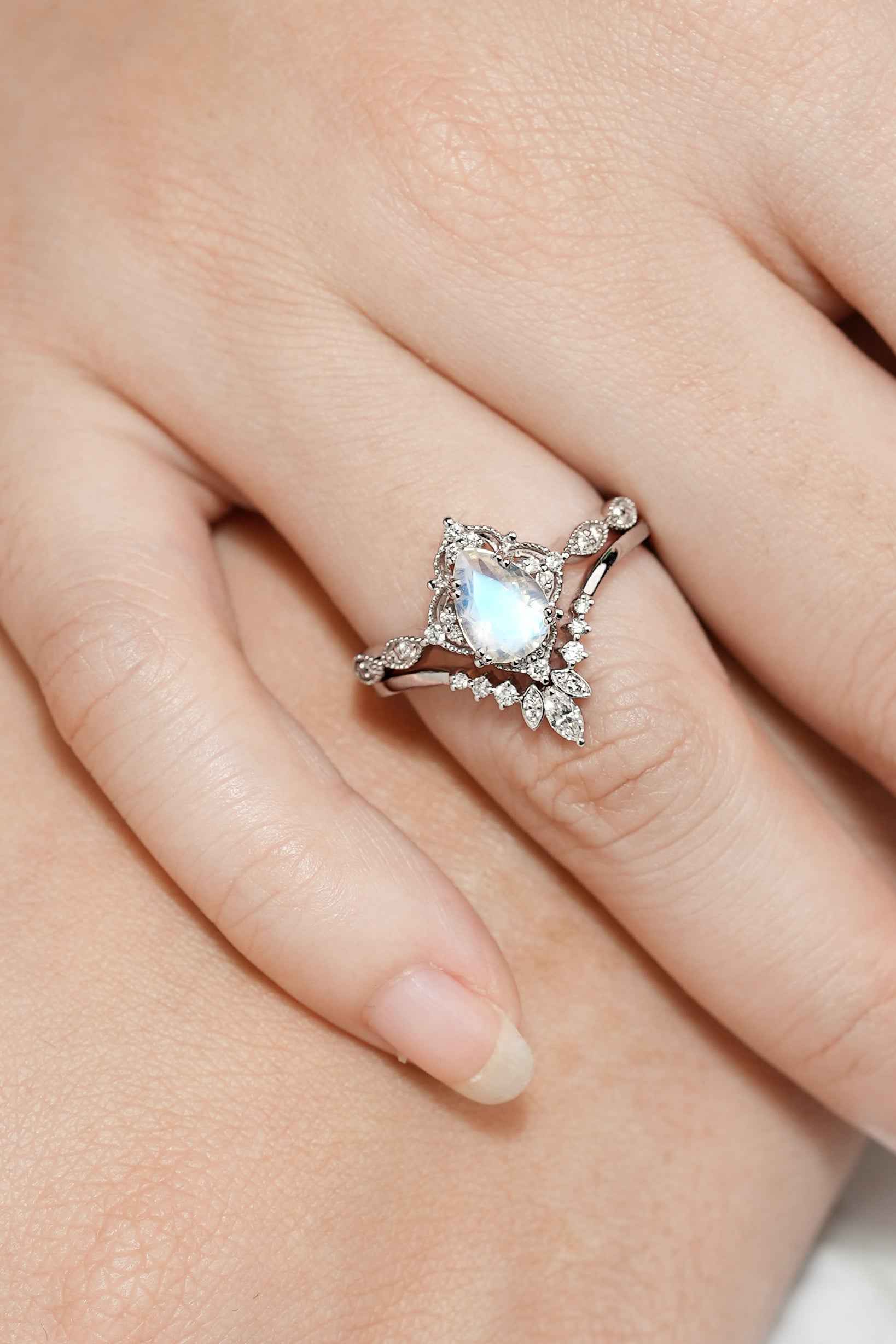 Vintage Pear Cut Moissanite Platinum Engagement Ring Set