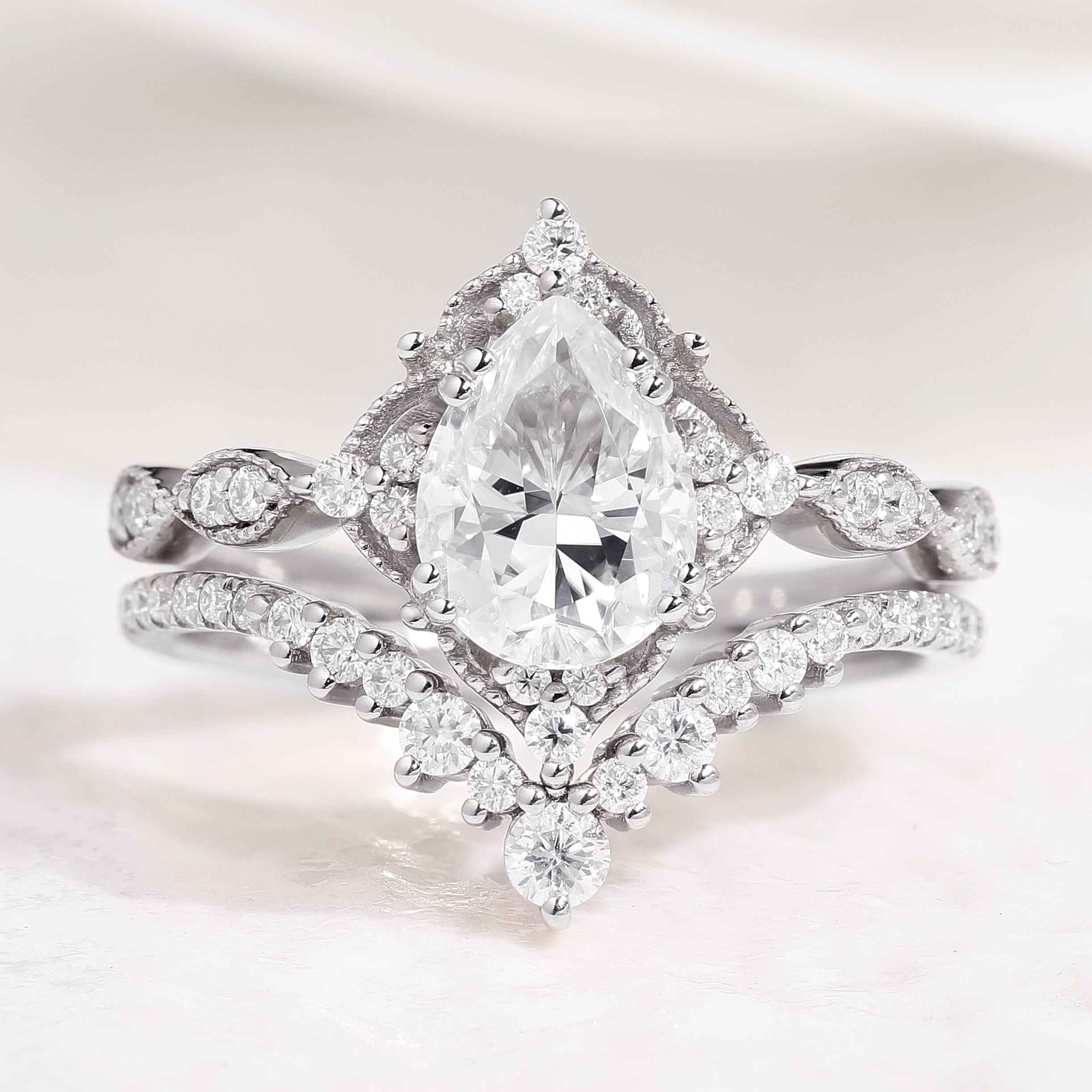 Vintage Pear Shaped Moissanite Engagement Ring Bridal Set 2pcs