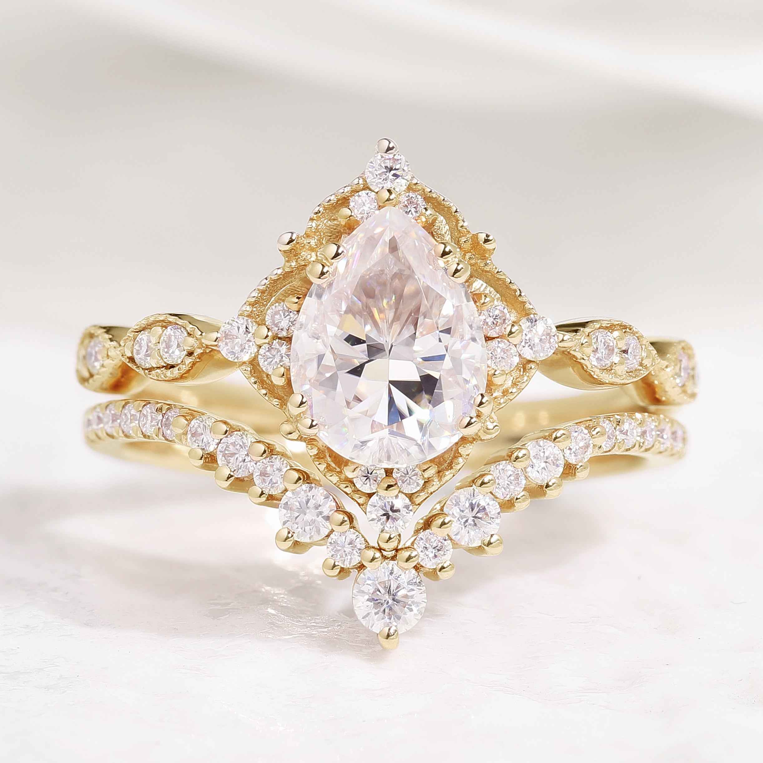 Vintage Pear Shaped Moissanite Engagement Ring Bridal Set 2pcs