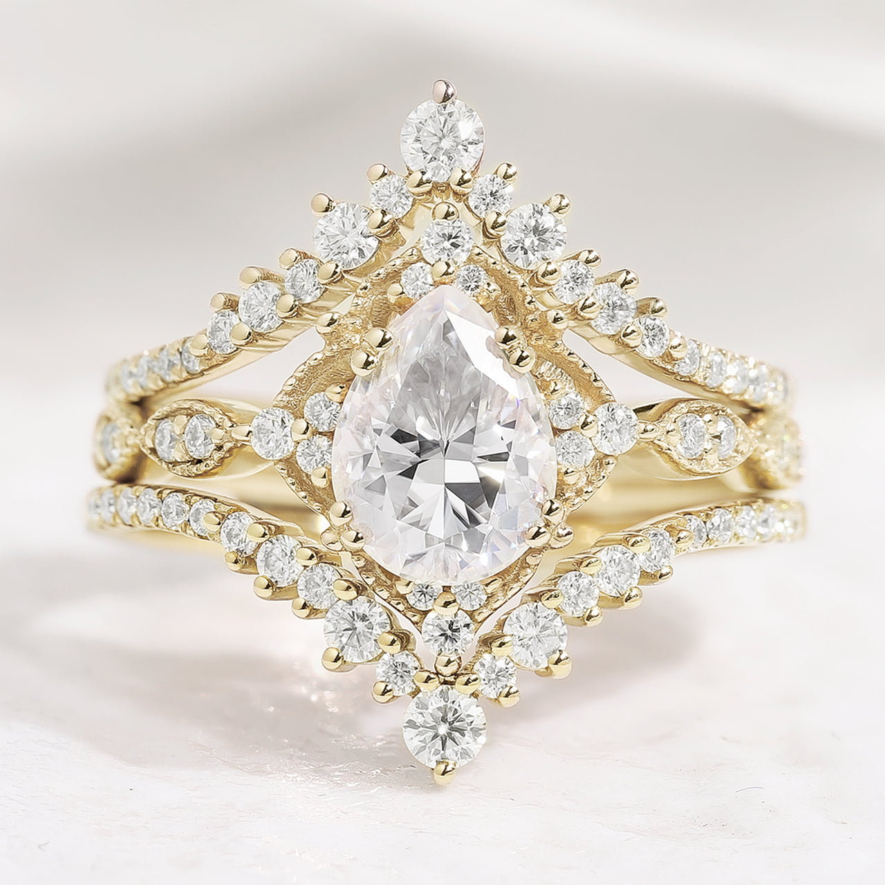 Vintage Pear Shaped Moissanite Engagement Ring Sets 3pcs In Yellow Gold