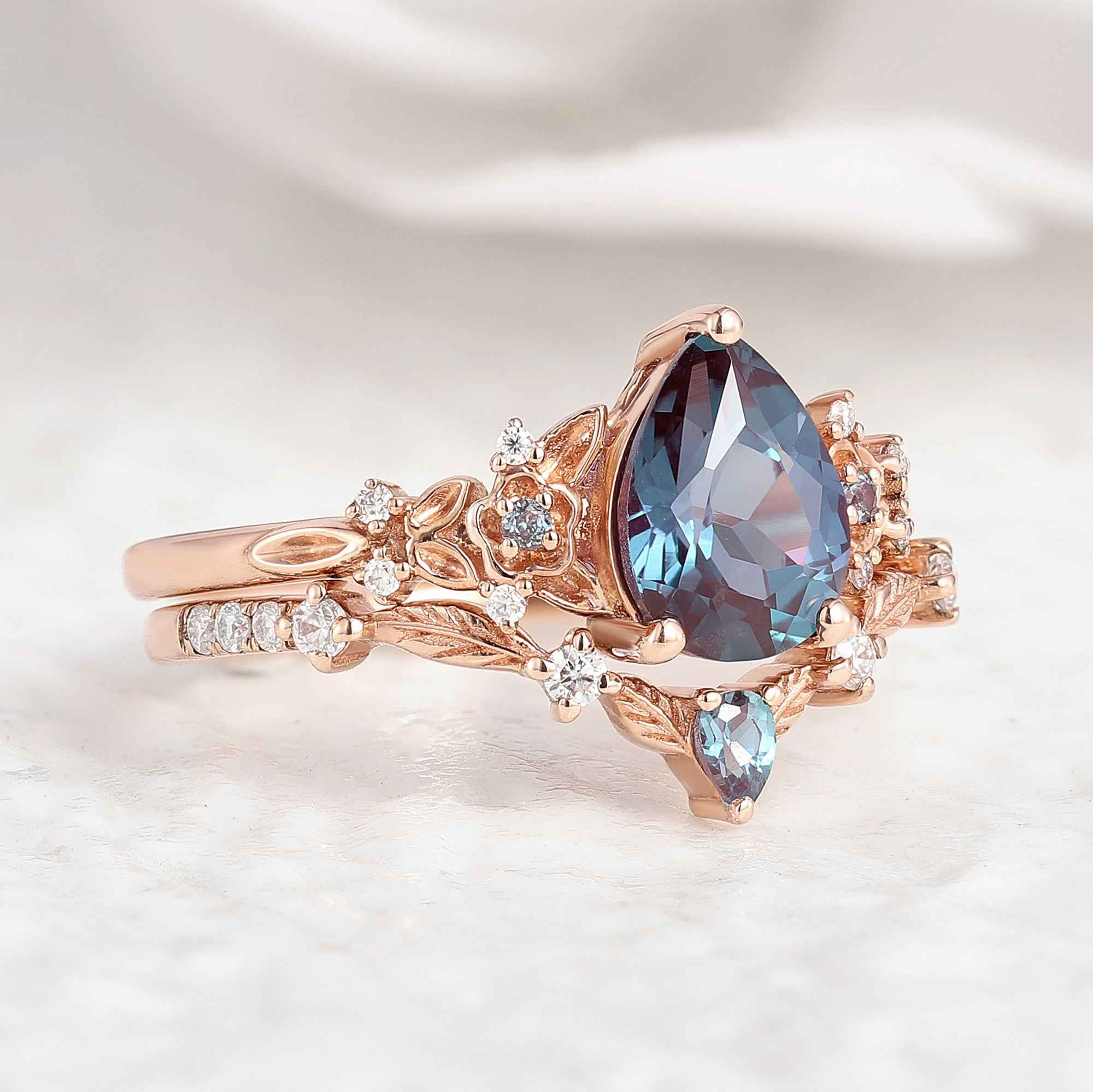 Unique Flora Alexandrite Bridal Set Chevron Wedding Ring 2pcs