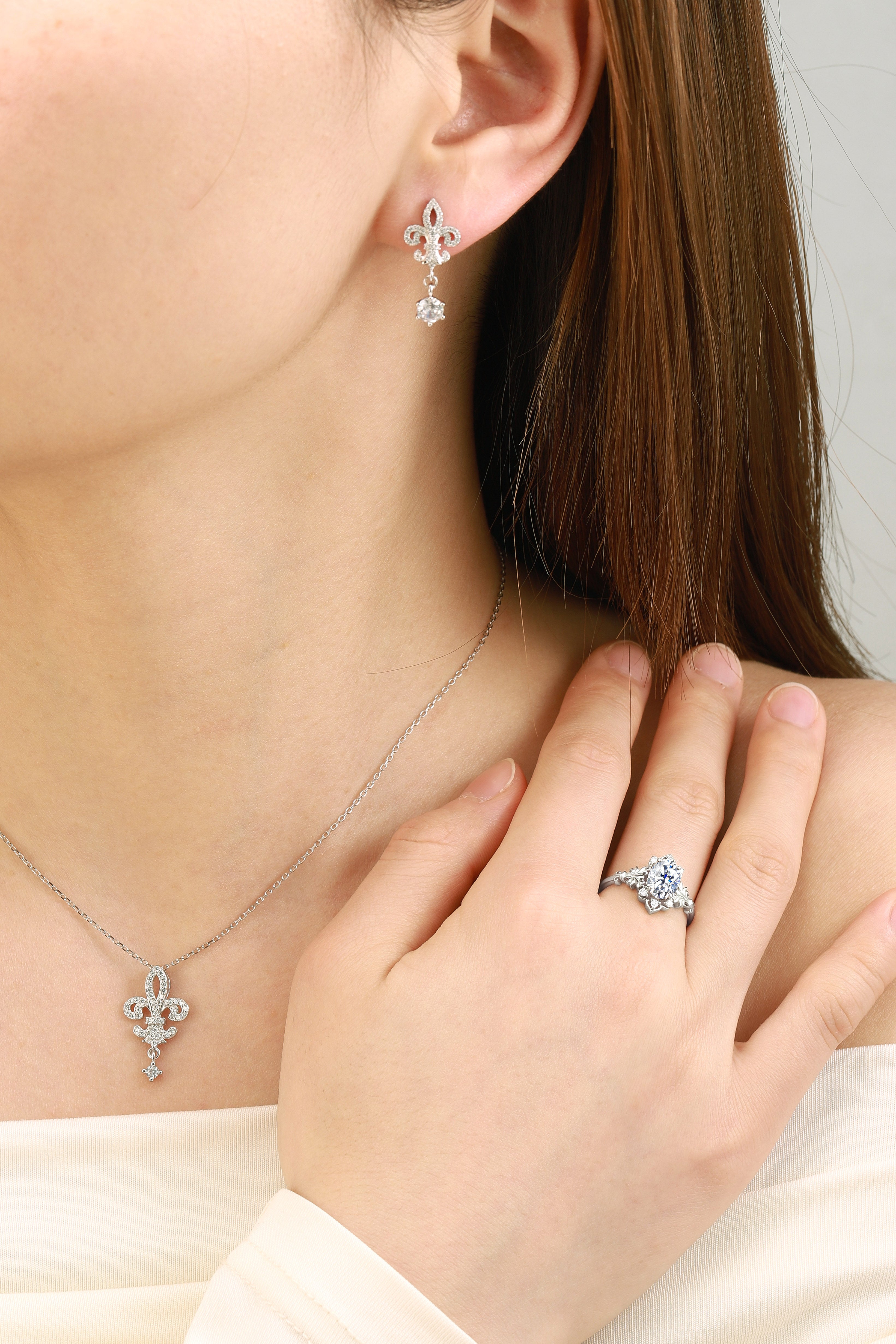 Elegant Iris floral jewelry set - ring, earrings, and necklace