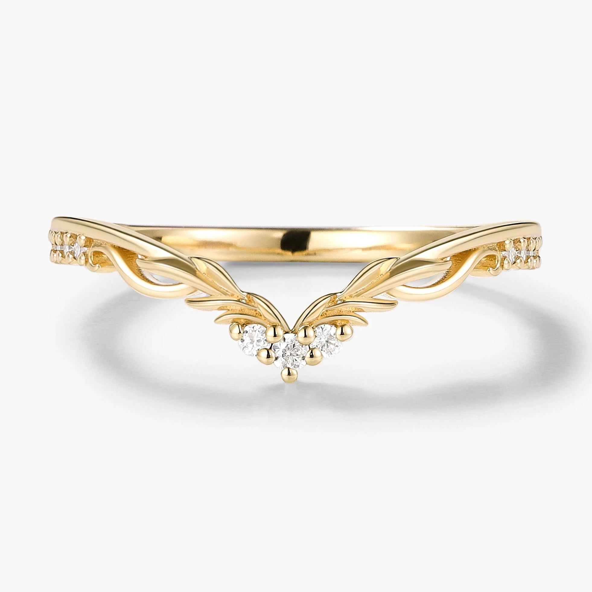 Pine Needle Leaf V-Shaped Moissanite Band - Rowena