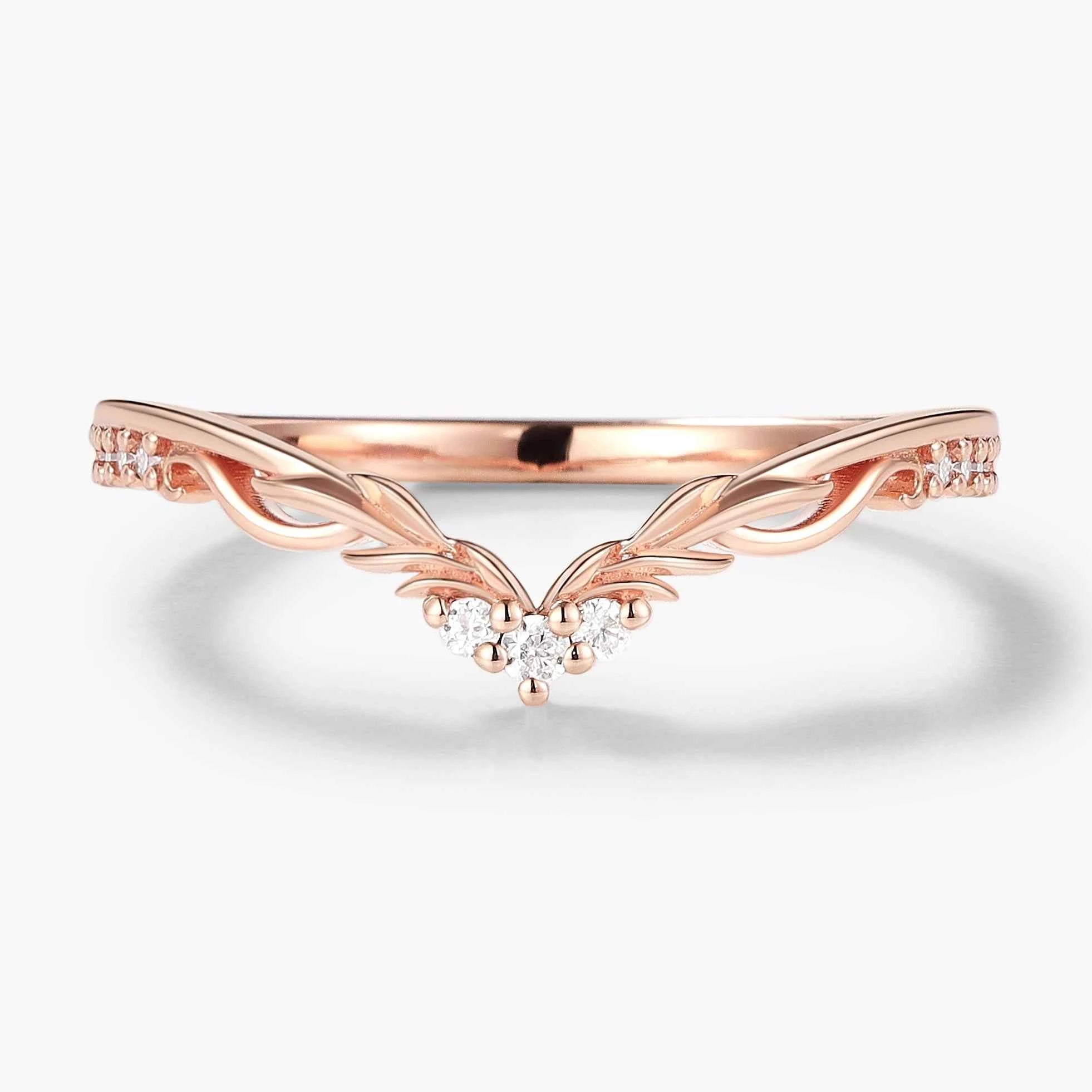 Pine Needle Leaf V-Shaped Moissanite Band - Rowena